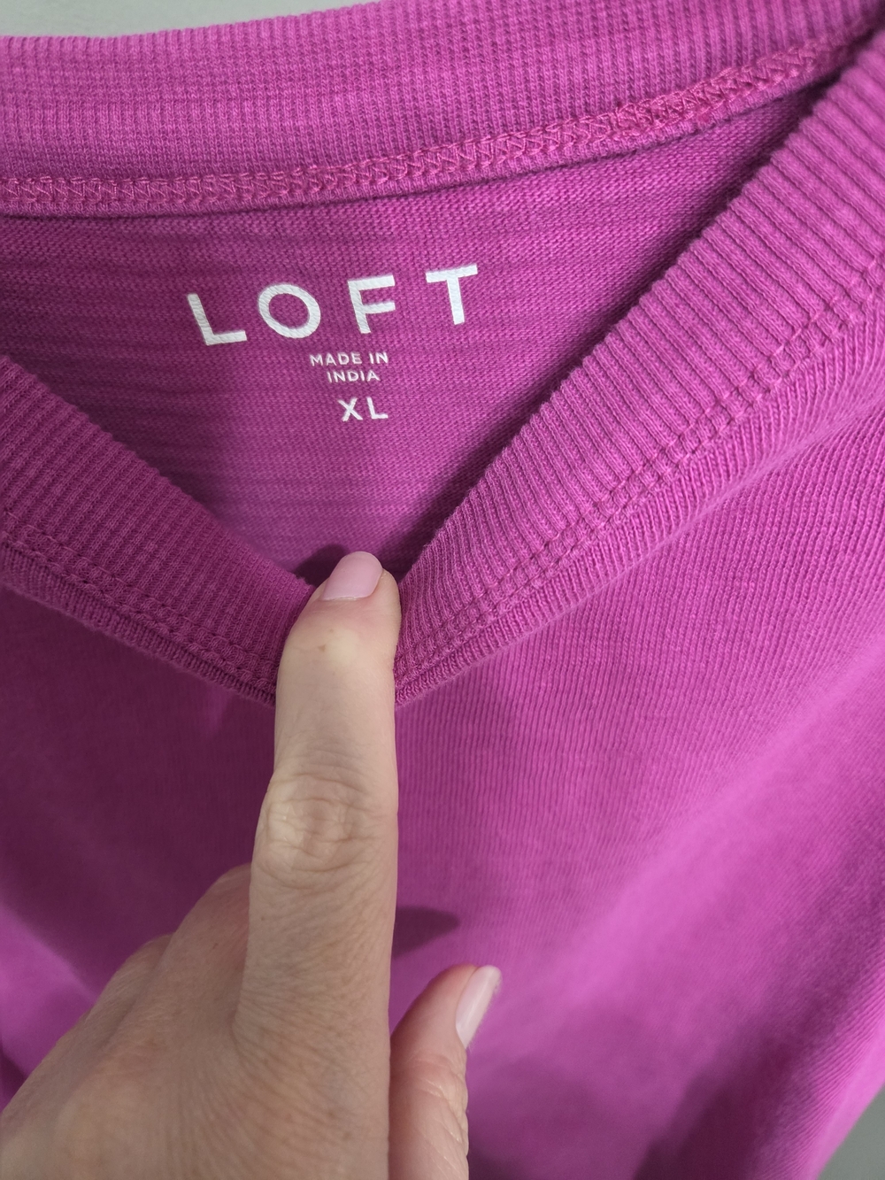 LOFT Fuchsia Crewneck Tank